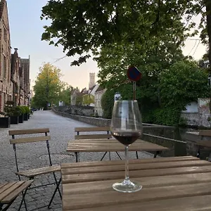  Frühstückspension Canal Belgien